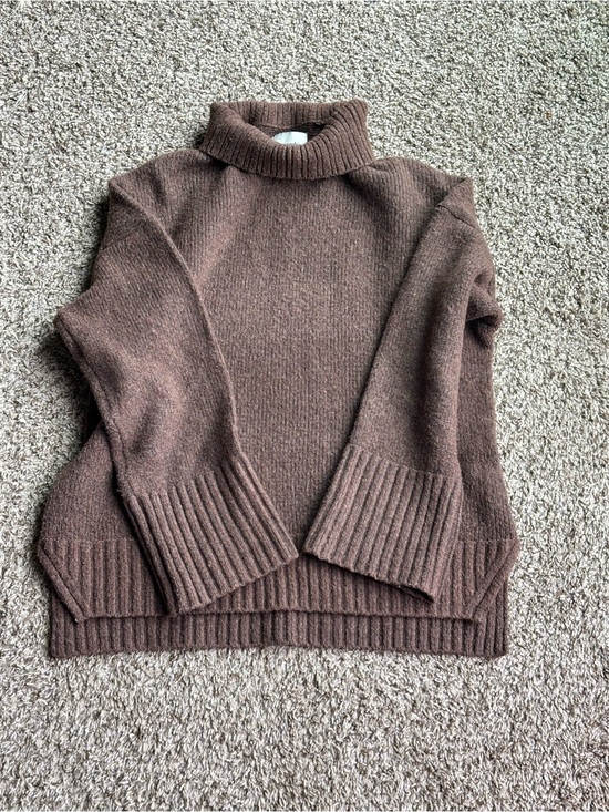 Abercrombie & Fitch Sweaters - Abercrombie & Fitch Chocolate Brown Turtleneck Sweater